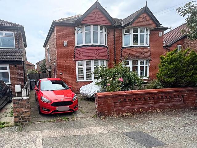 House for sale in Gorse Hill, Trafford Park