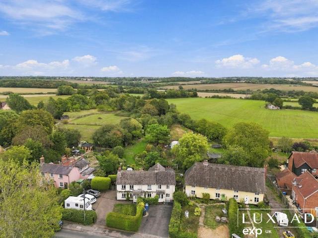 House for sale in Chelmondiston, Suffolk