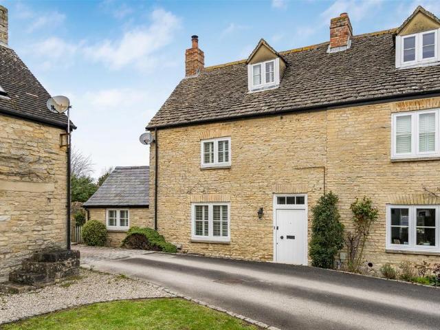 House for sale in Evershot, Oxfordshire
