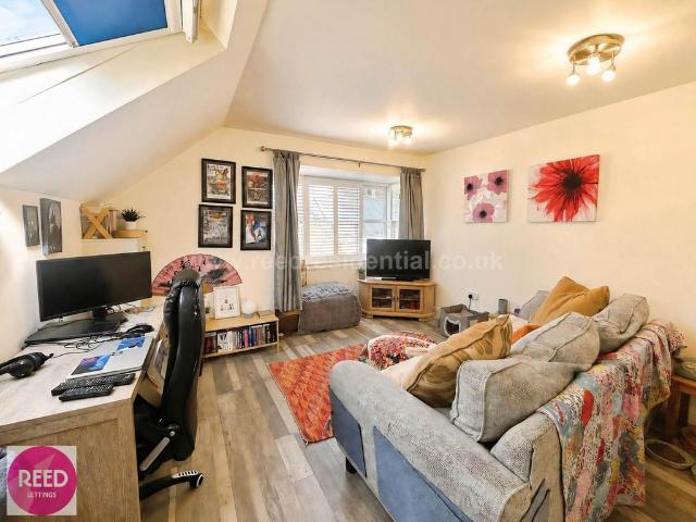 House for sale in Alton Barnes, Essex