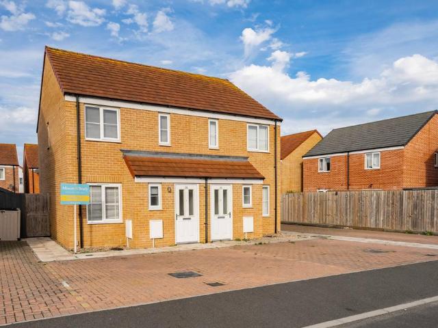 House for sale in Stokesby, Norfolk