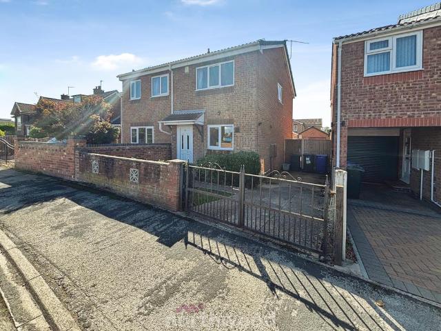House for sale in Hatfield, South Yorkshire
