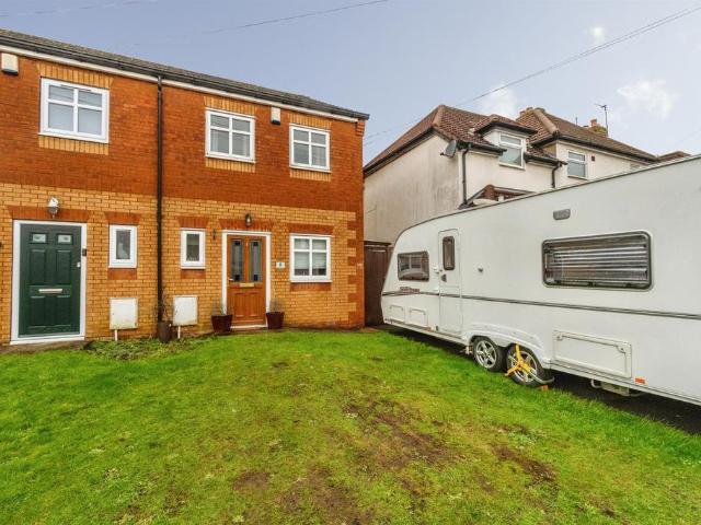 House for sale in Chadsmoor, Staffordshire