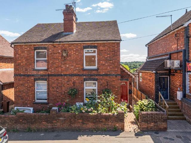 House for sale in Sandown Park, Kent