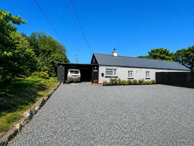 House for sale in St. Mary Out Liberty, Saundersfoot