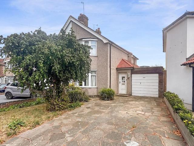 House for sale in Albany Park, Greater London
