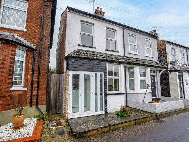 House for sale in Five Acres, Hertfordshire