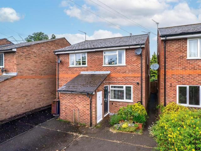 House for sale in St Albans, Five Acres