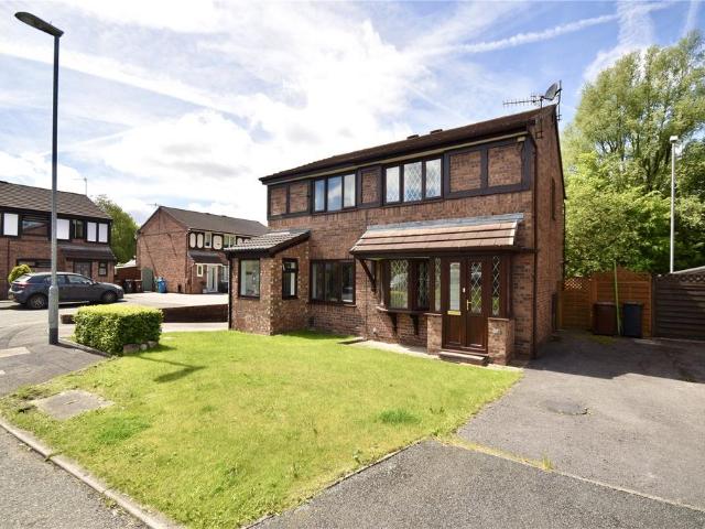 House for sale in Shaw and Crompton, Pendock