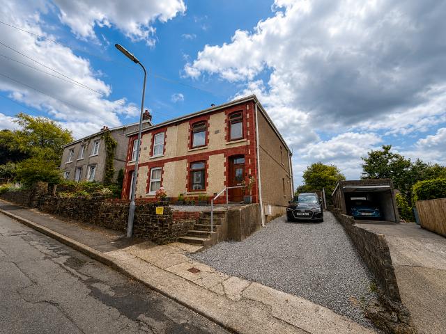 House for sale in Gwaun-cae-gurwen, Wales