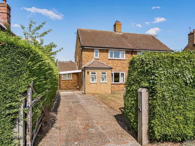 House for sale in Chearsley, Buckinghamshire