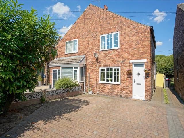 House for sale in Bramley, South Yorkshire