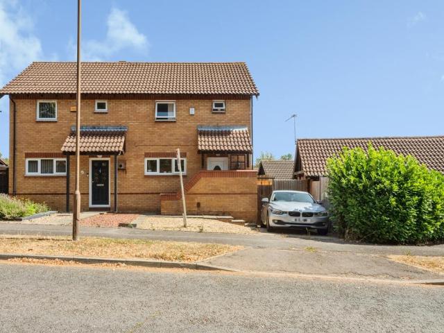 House for sale in West Bletchley, Bletchley