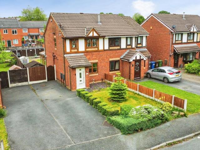 House for sale in Scholes, Wigan