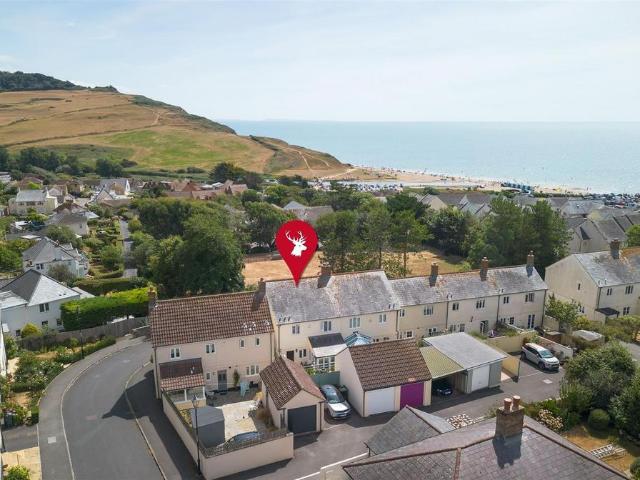 House for sale in Charmouth