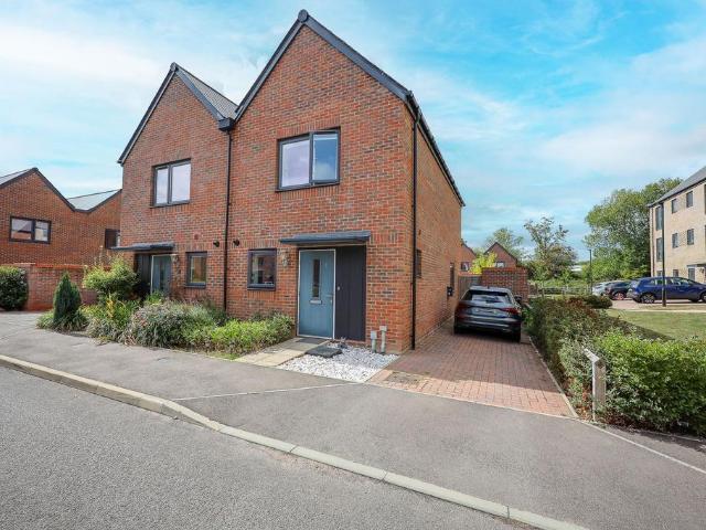 House for sale in World's End, Perryfields