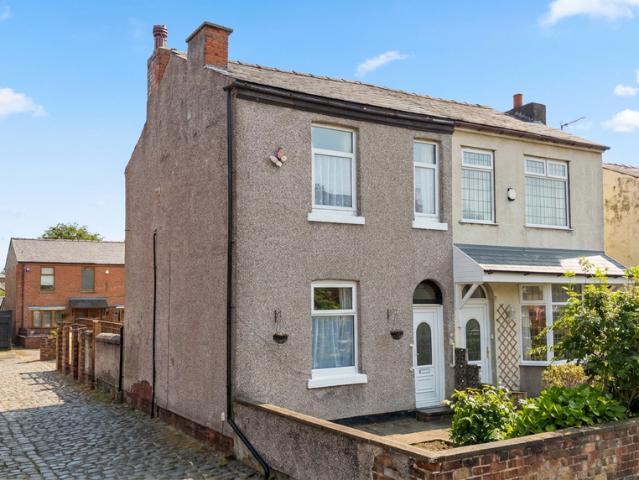 House for sale in Meols Cop, Southport