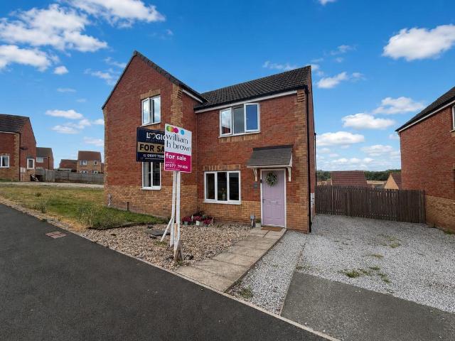 House for sale in Ferrybridge, West Yorkshire