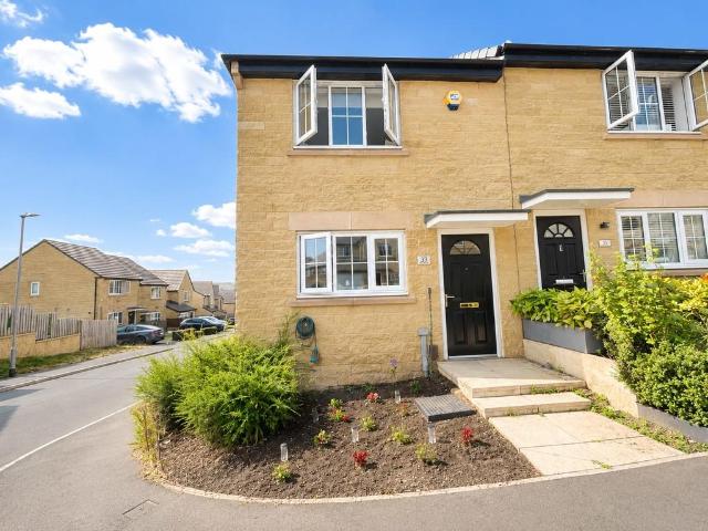 House for sale in Thornton, West Yorkshire