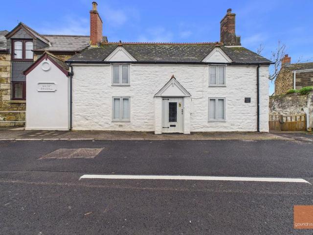 House for sale in Illogan, Cornwall