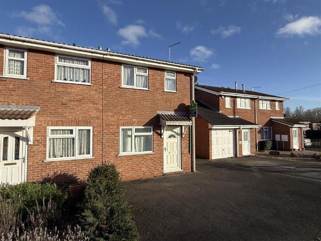House for sale in Beamhurst, Staffordshire