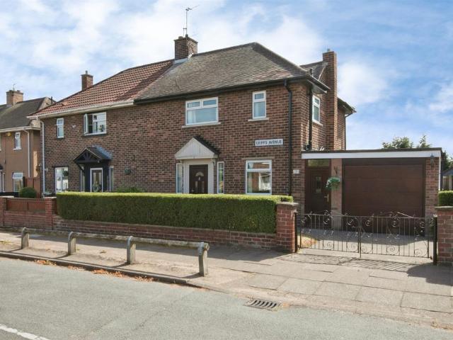House for sale in Rossington, South Yorkshire