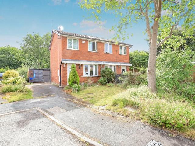 House for sale in Aldersley, West Midlands