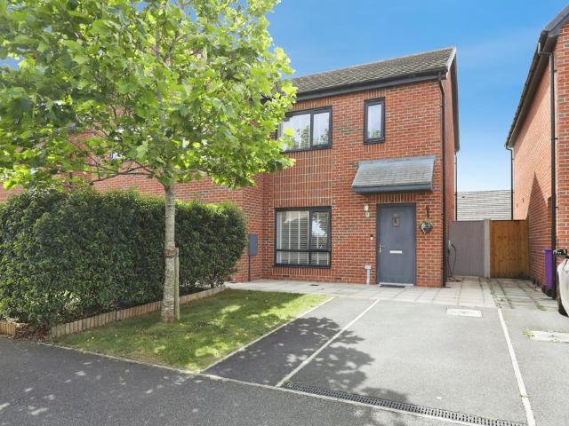 House for sale in Calderstones