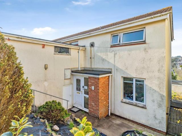 House for sale in Tweenaways, Livermead
