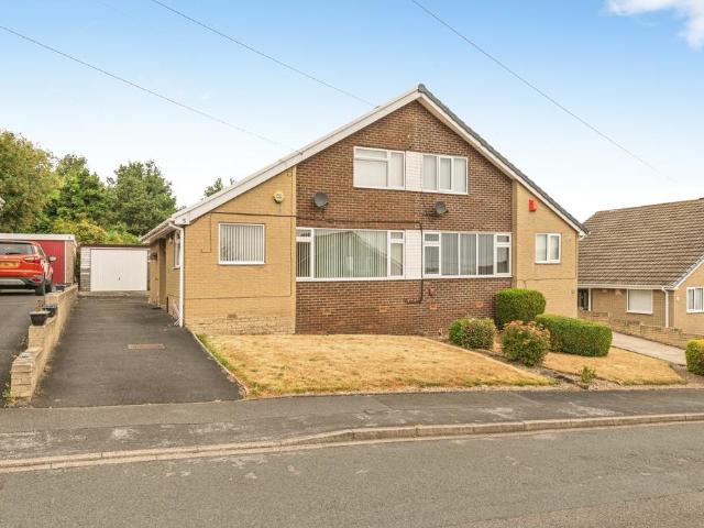 House for sale in Dewsbury, West Yorkshire