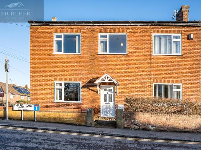 House for sale in Roby Mill, Lancashire