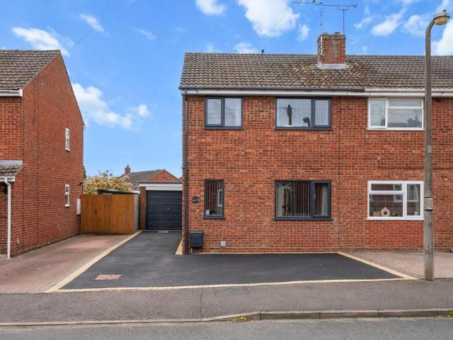 House for sale in Drakes Broughton and Wadborough, Crookhill
