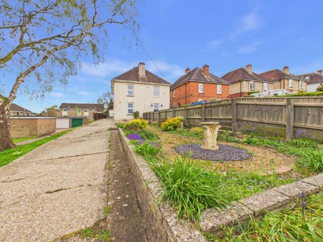 House for sale in Corfe Mullen