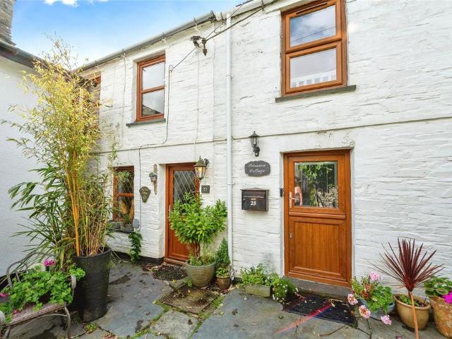 House for sale in Delabole, Cornwall