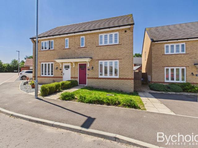 House for sale in Chelmondiston, Suffolk