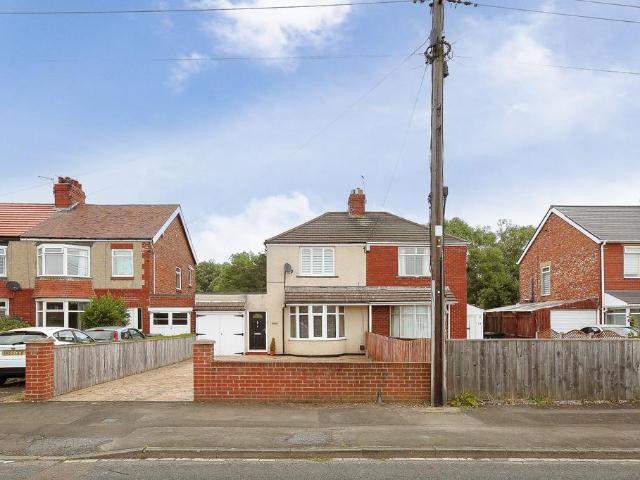 House for sale in Seaton Burn, North Tyneside