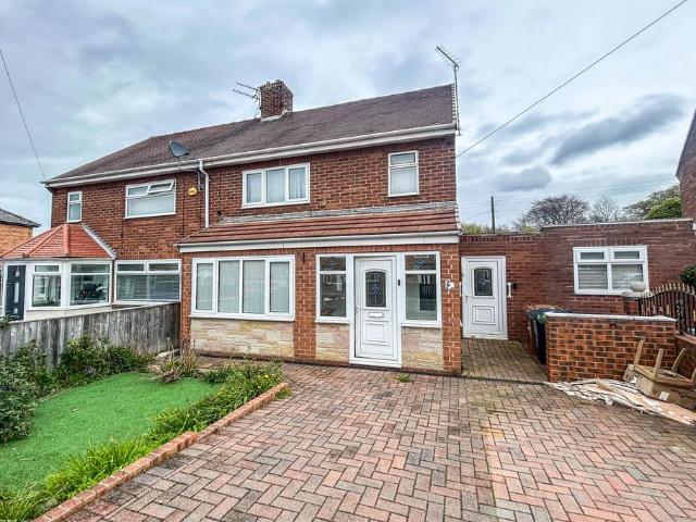 House for sale in Longmeadows, Tyne And Wear