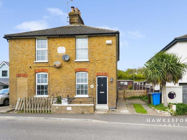 House for sale in Oad Street, Kent