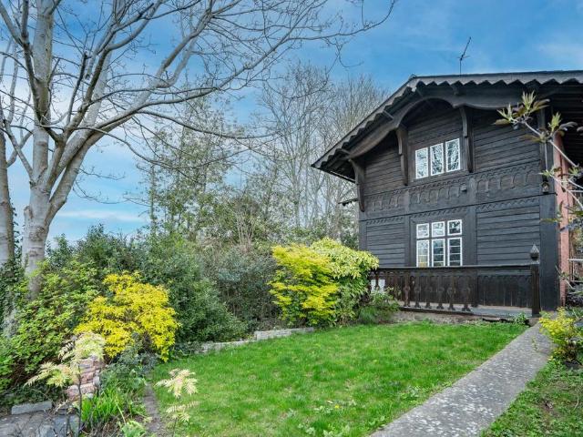 House for sale in Colletts Green, Forthampton