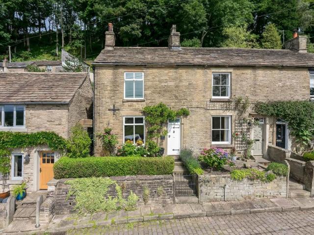 House for sale in Kerridge, Bollington