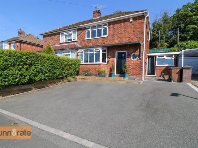 House for sale in Stoke-on-Trent