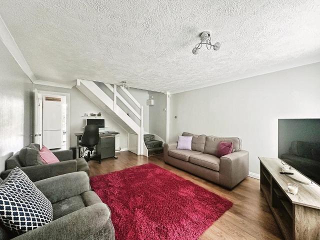 House for sale in Downswood, Midway