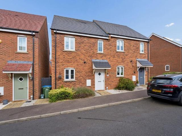House for sale in Pitstone