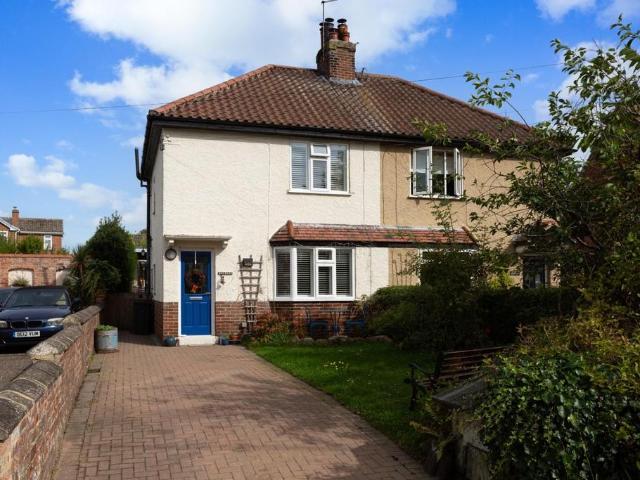 House for sale in Kirk Hammerton