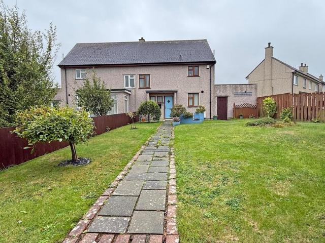 House for sale in Llanfihangel yn Nhowyn, Caergeiliog