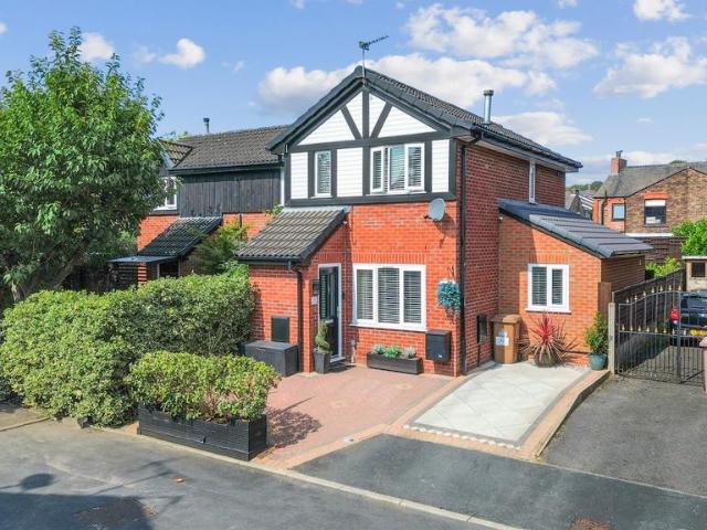 House for sale in Thatto Heath, St Helens