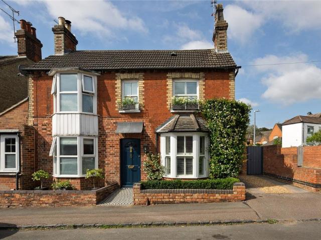 House for sale in Ampthill, Bedfordshire