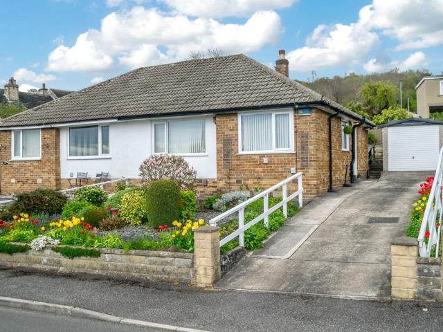 House for sale in Lascelles Hall, Kirkburton