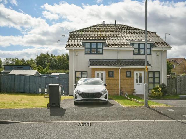 House for sale in East Chevington, Hadston