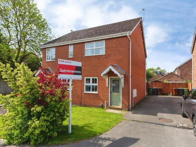 House for sale in Ermine West, Brayford